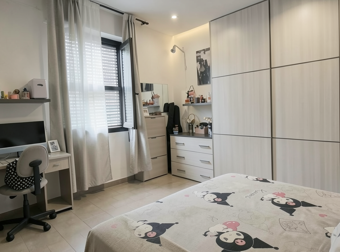 Main redesign studio: Redesign this room in a Modern interior style: clean lines, a neutral palette with bold accents, sleek low-profile furniture, glass and matte-metal su